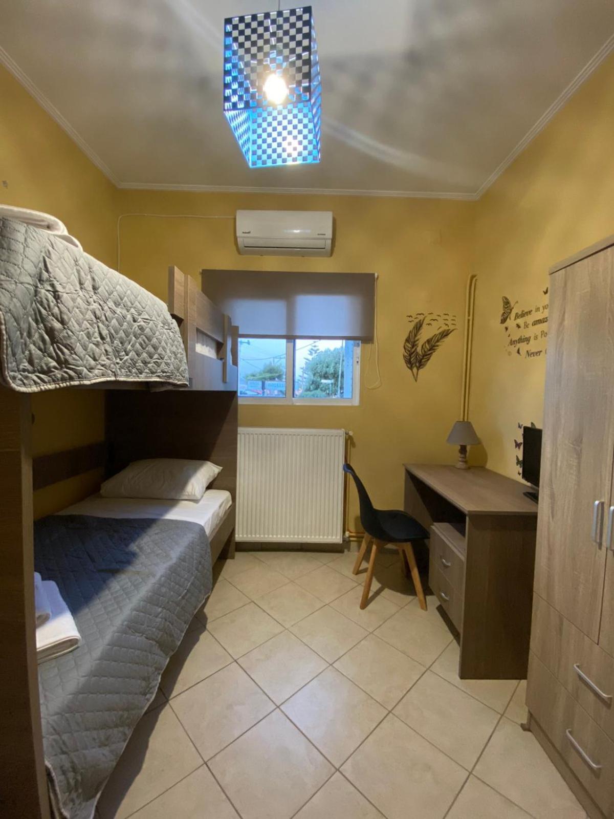Marina'S House Villa Salamís Dış mekan fotoğraf
