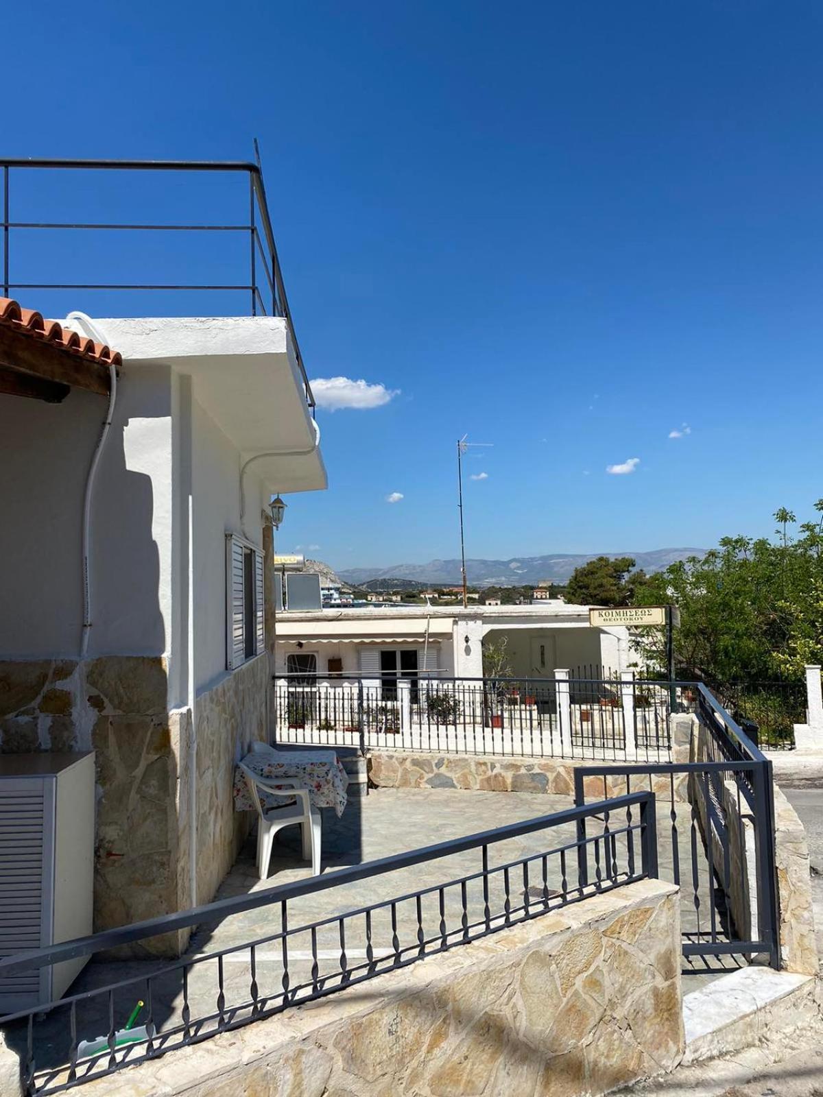 Marina'S House Villa Salamís Dış mekan fotoğraf